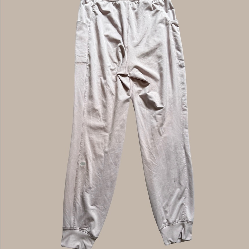 Woman’s Cream Pants